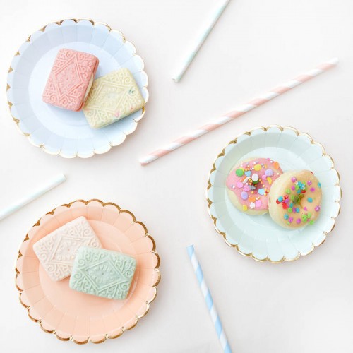 Στρογγυλά Πιάτα Γλυκού Ροζ-Σομόν Με Χρυσό 